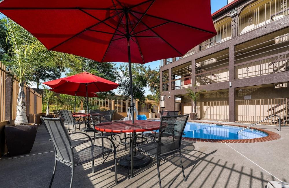 Red Roof Inn Stockton Exterior photo